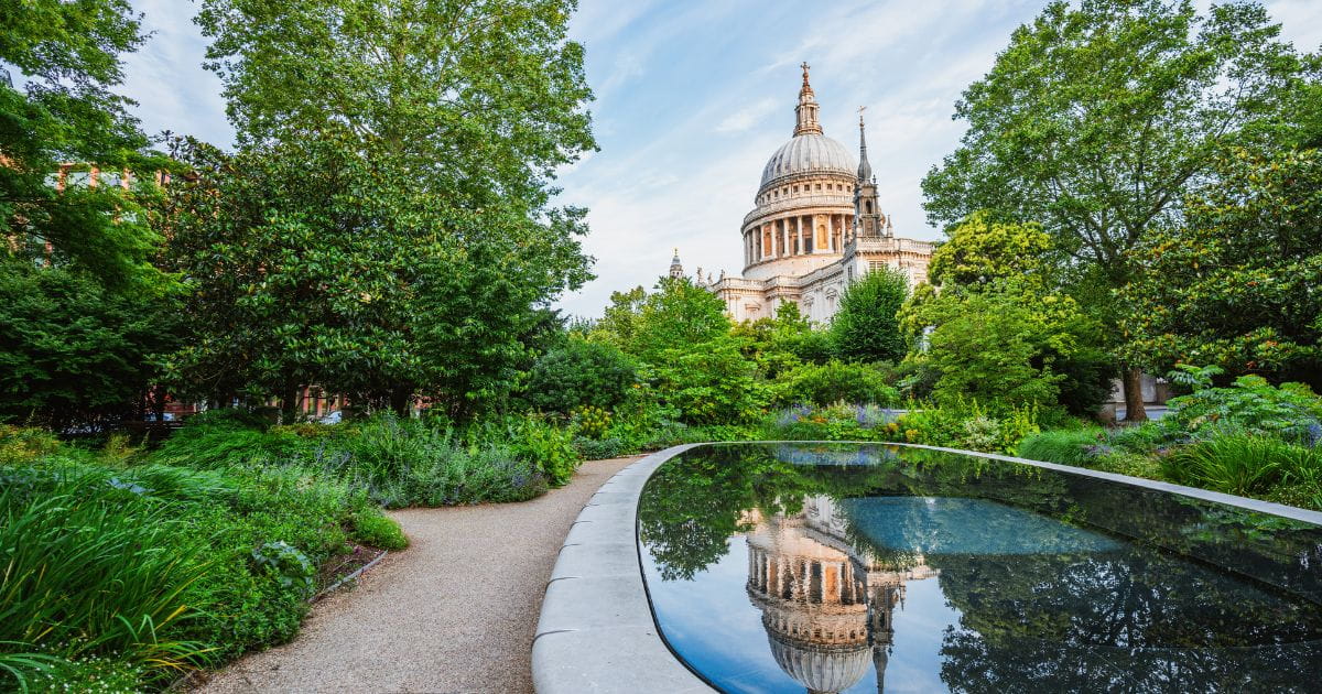 Reflecting pond at St Pauls Cathedral London hidden gems walk
