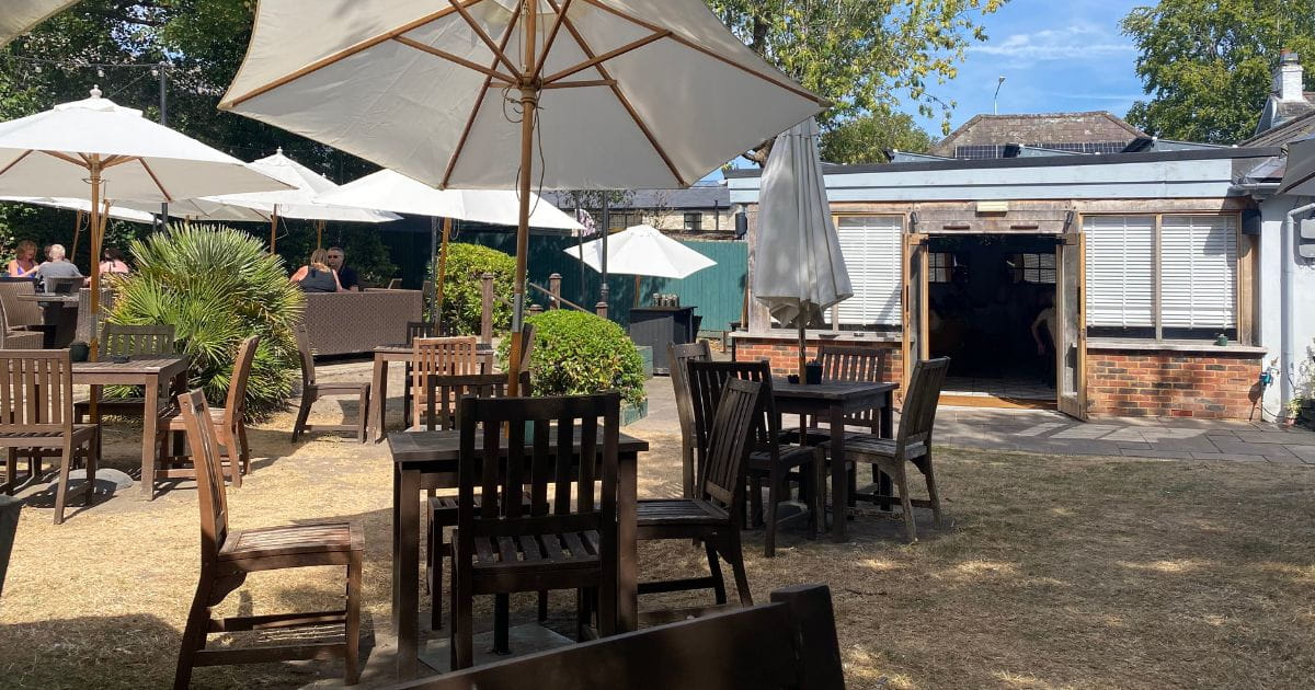 Pub lunch summer day trip Kent Rose and Crown Dunton Green