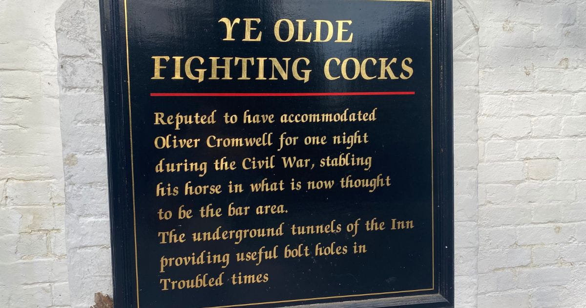 Ye Olde Fighting Cocks famous pub St Albans tourist attractions